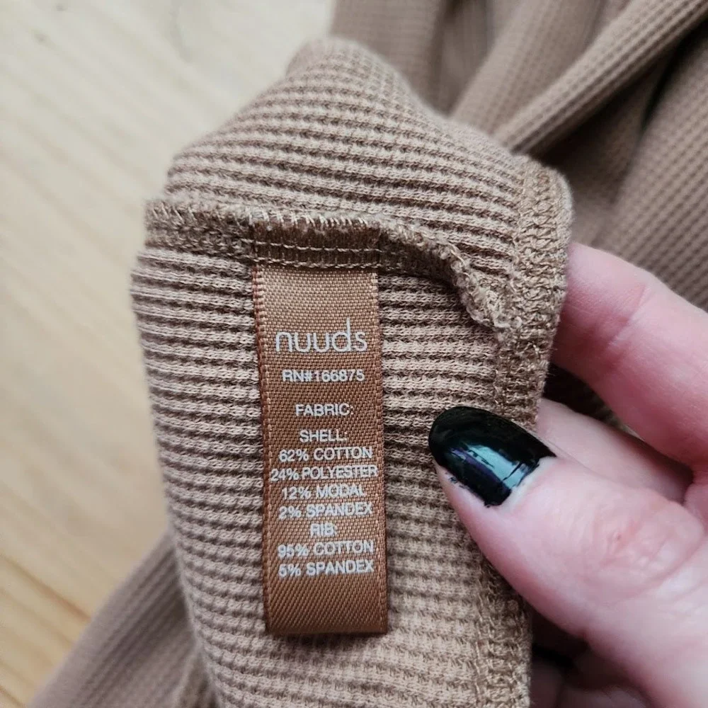 NUUDS long sleeve ribbed bodysuit in mocha‎ brown minimalist basic S